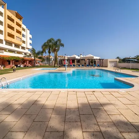 Bella Vista - Apt 103 By Hellovacations Albufeira